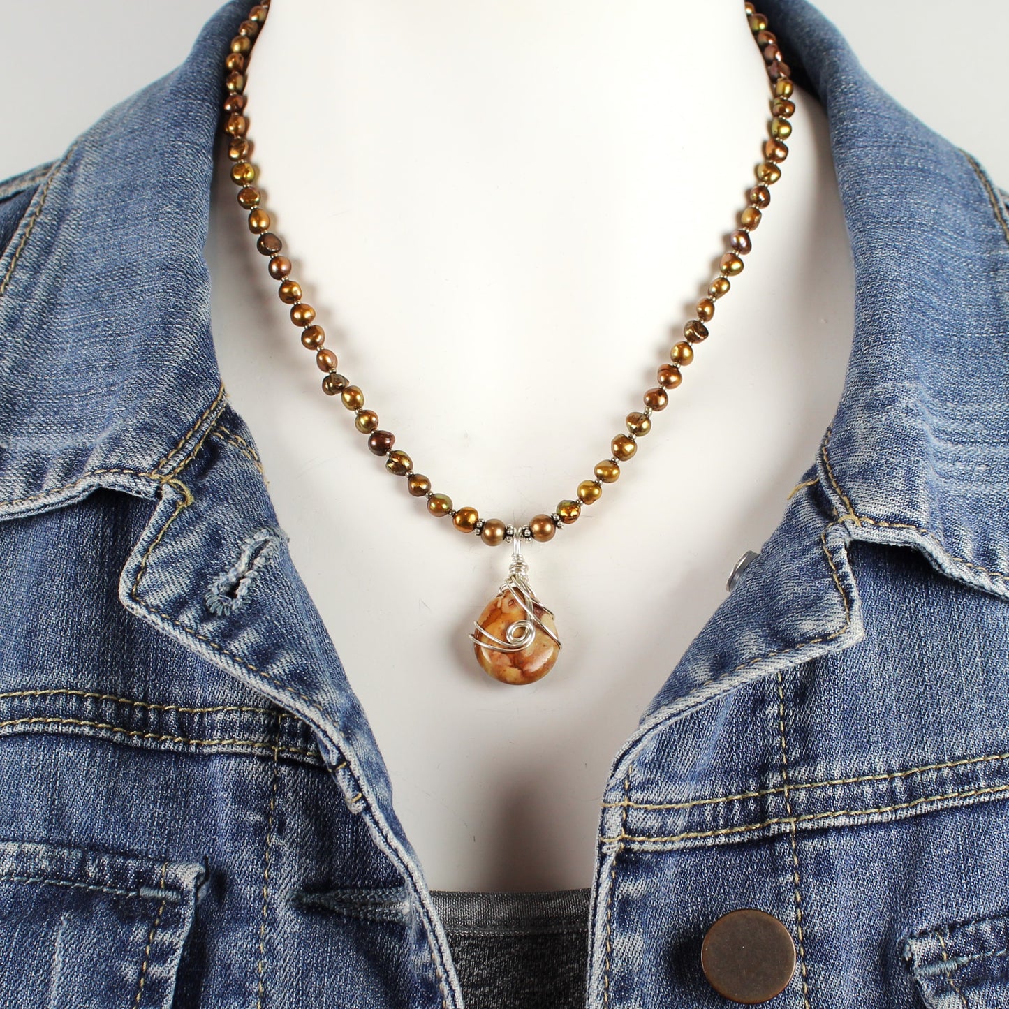 Pearl Swirl Necklace