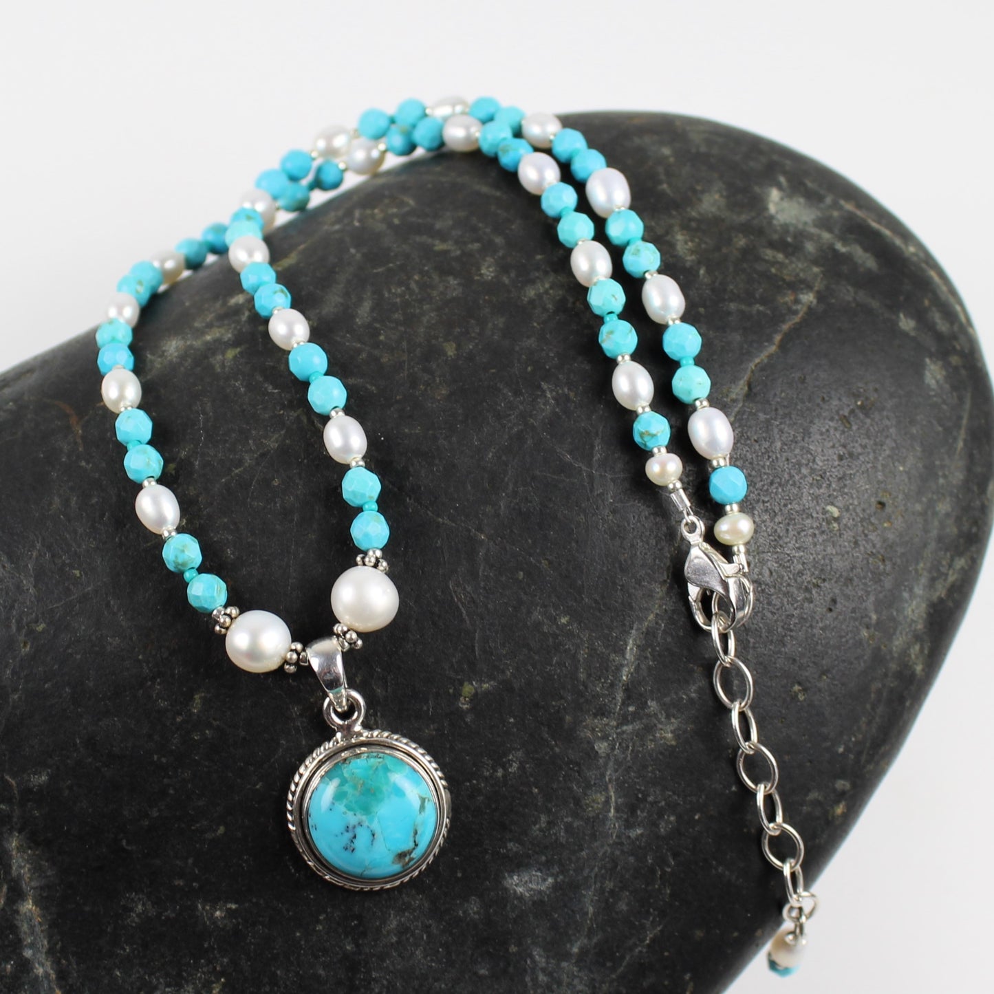 Simple Turquoise Pendant Necklace