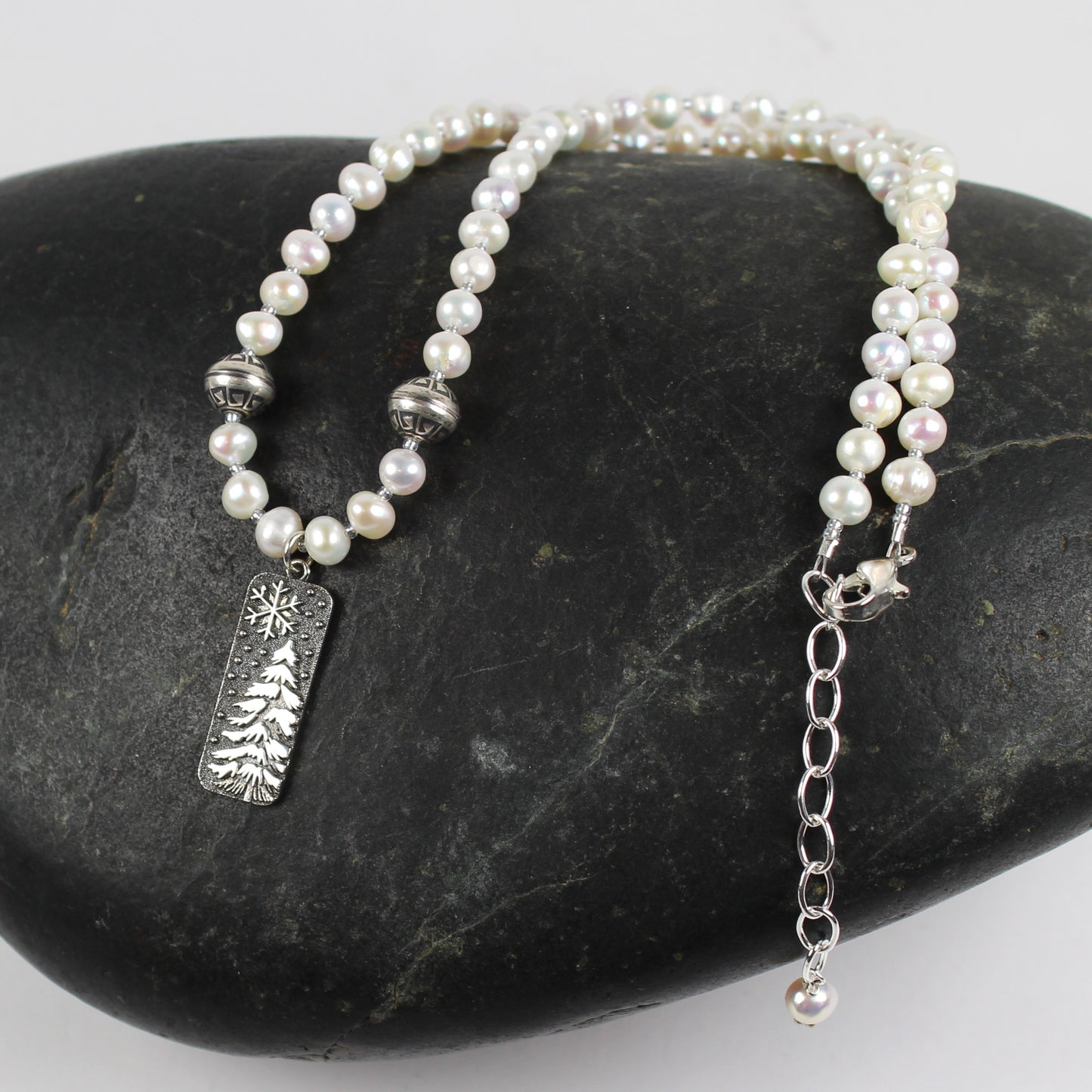 Let it Snow Necklace