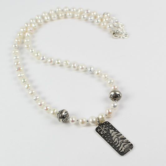 Let it Snow Necklace