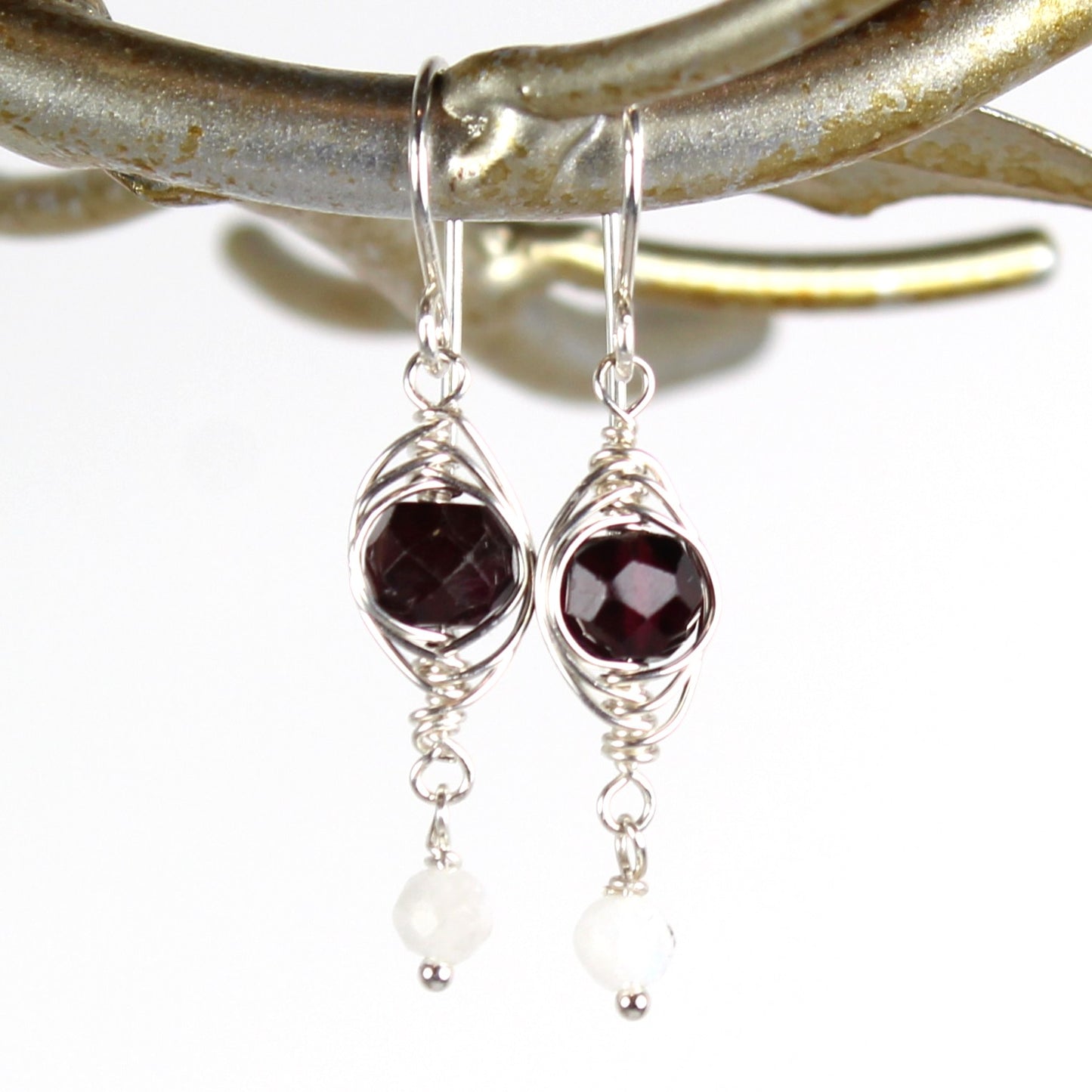 Garnet Herringbone Earrings