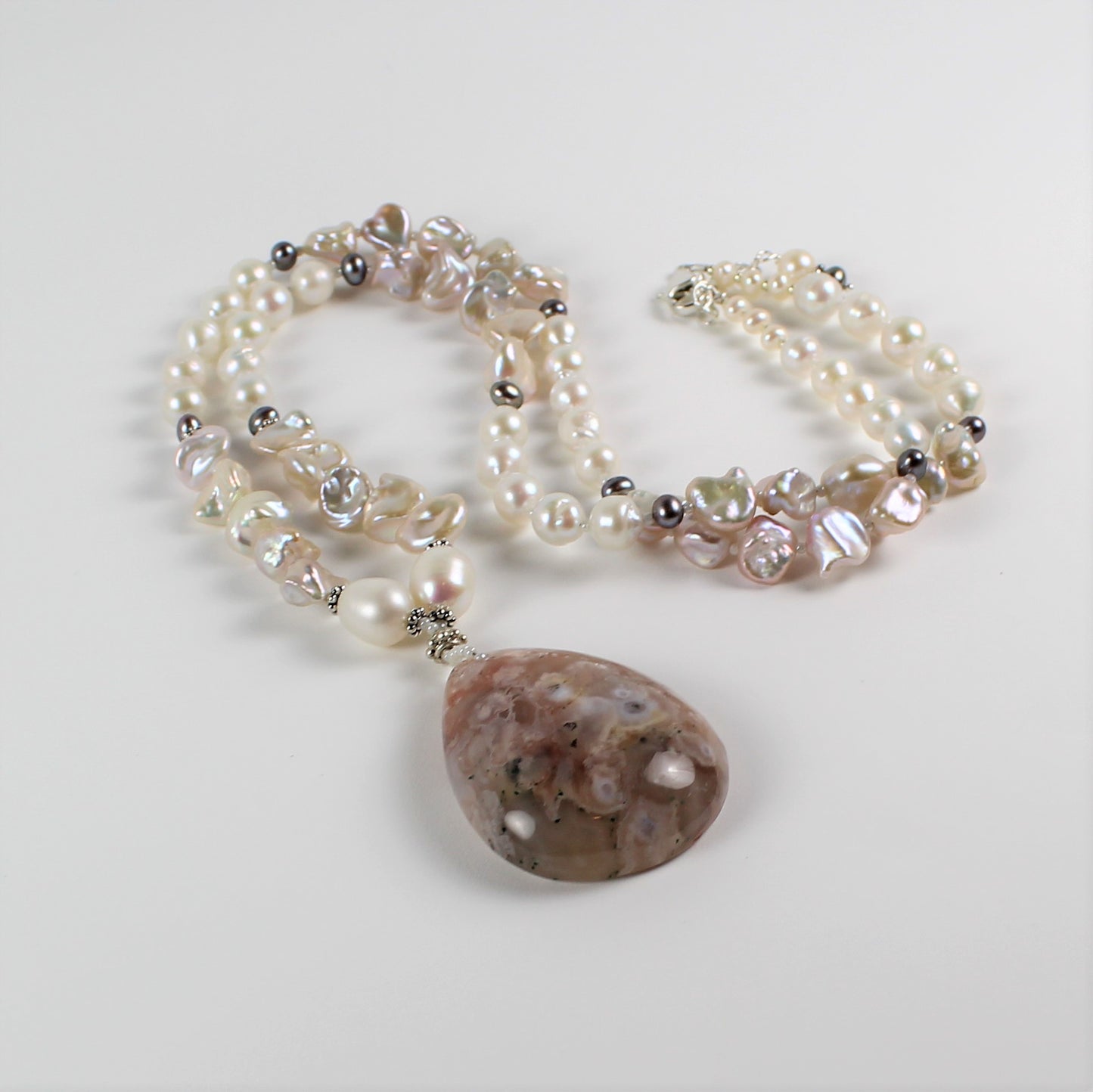 Pearl and Agate Necklace